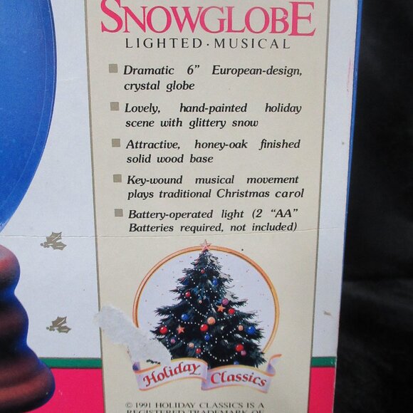 Vintage 1991 Winterland Lighted Musical Snow Globe - Picture 8 of 9
